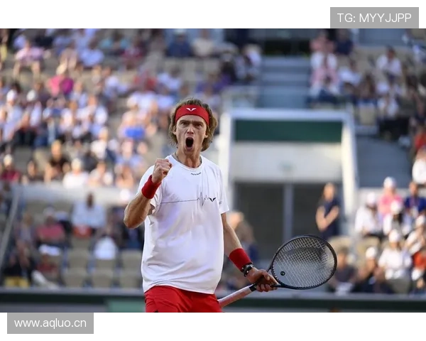 卢布列夫母亲透露三驾马车已启程赴印第安维尔斯